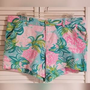 SOLD Lilly Pulitzer sz 8 shorts Pineapple Explosion 🍍